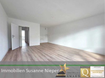 Lichthell und renoviert mit Balkon in Wuppertal-Barmen – 4.OG App.23