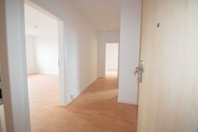 Sanierte Wohnung mit Ausblick und Einbauküche