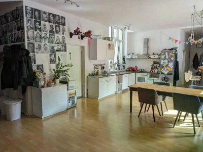 Altstadtflair in Hannover-Mitte – helle 4-Zimmer-Wohnung mit großzügiger Wohnküche