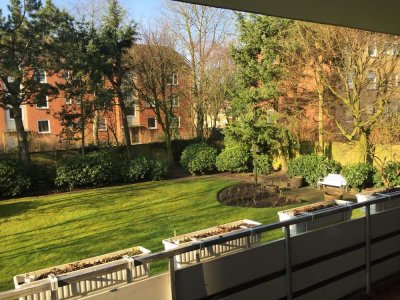 Ruhige 4 Zi. Wohnung mit Sonnenbalkon und Einbauküche!