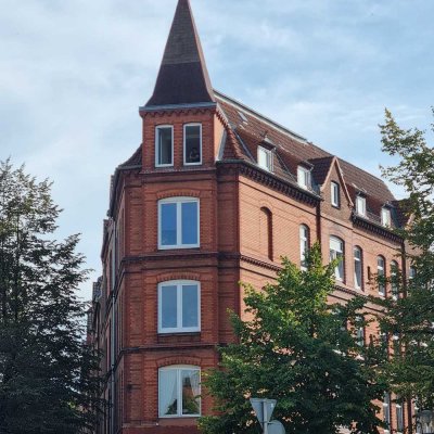 Erstbezug nach Sanierung: Helle 3-Zimmer-Wohnung im 2. OG (Wilhelmsplatz / Schreventeich)