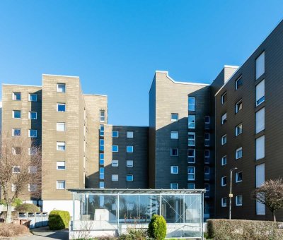 DG-Wohnung mit Aufzug auf 165 m² Wohnfläche verteilt in toller Aussichtslage!