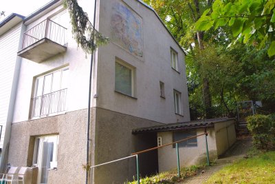 Einmalige Gelegenheit in Top Lage - Doppelhaushälfte auf 462m² Eigengrund