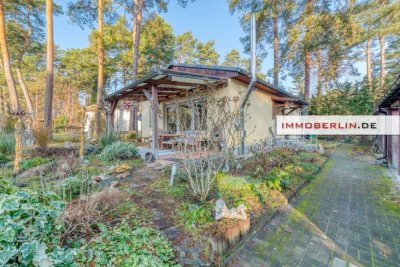 IMMOBERLIN.DE - Angenehmer Bungalow auf naturschönem Grundstück in harmonischer Lage in Seenähe