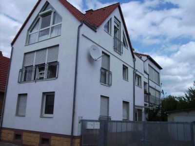 Schöne, helle Maisonette-Wohnung in Nauheim, provisonsfrei