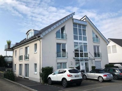 3 Zimmerwohnung im Dachgeschoss mit Sonnenbalkon! Herrlicher Ausblick