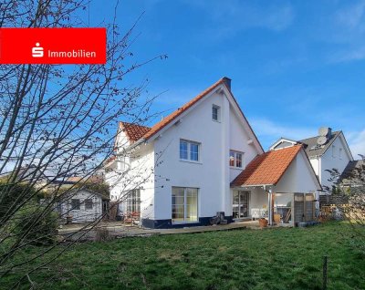 Einfamilienhaus in Eschbach mit Garten, Terrasse und Sonnenplatz, ideal für die große Familie