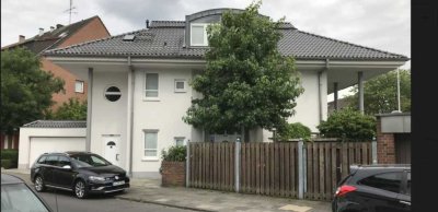 Freundliches 6-Zimmer-Einfamilienhaus mit gehobener Innenausstattung in Koeln Longerich