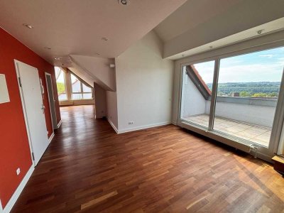 Traumhafte  5-R.-Maisonette mit Dachterrasse & 2 TG-Stellplätzen zur Selbstnutzung oder Vermietung