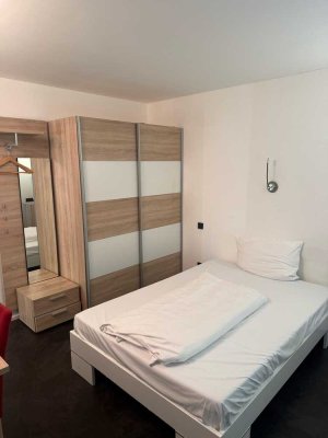 Exklusive 1-Zimmer-Wohnung mit Balkon und Einbauküche in Regensburg