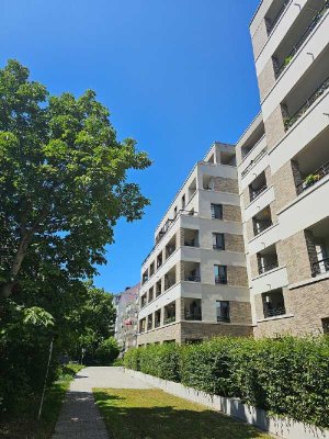 Wohnen mit Komfort: offene Küche, Gäste-Bad & Balkon // unweit der Uni-Klinik