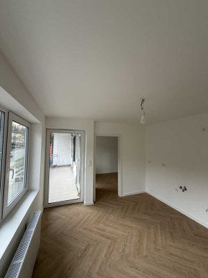 Erstbezug � 1,5 Zimmer Wohnung in Ludwigsburg! Zentrumsnahe ! Inkl EBk / Balkon / Stellplatz