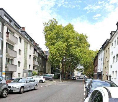 Schöner Wohnen mit großer Terrasse in der City -  2 Zimmer Wohnung - modernisiert -  Ruhige Lage!