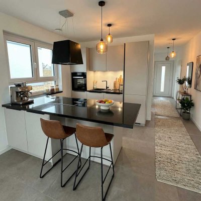 NEUBAU 2026 | Premium-Reihenhaus mit großem Garten & Miele-Küche | 124,5 m² | Erstbezug |