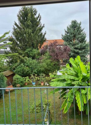 Kernsanierte Wohnung mit drei Zimmern, Balkon und neuerEinbauküche in Mannheim