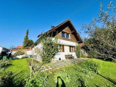 RUHIG - SANIERUNGSBEDÜRFTIG - IDEAL ANGEBUNDEN - Einfamilienhaus mit großem Grundstück in Penzberg
