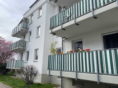 Freundliche 2-Zi-Wohnung mit großen Balkon, Einbauschrank & event. möbliert