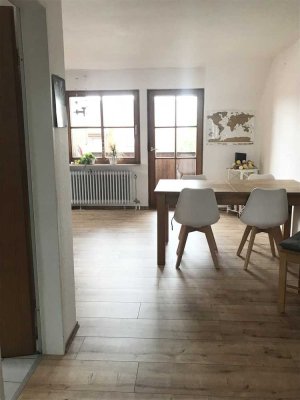 Geschmackvolle, gepflegte 2-Raum-Wohnung mit Balkon und Einbauküche in Bad Wurzach