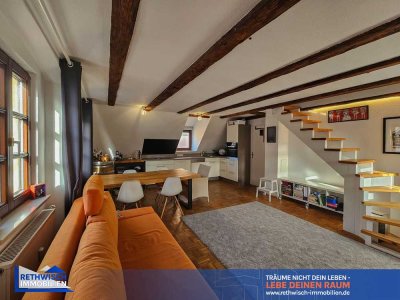 Charmante 1,5-Zimmer Dachgeschoss/Maisonette Wohnung – teilmöbliert