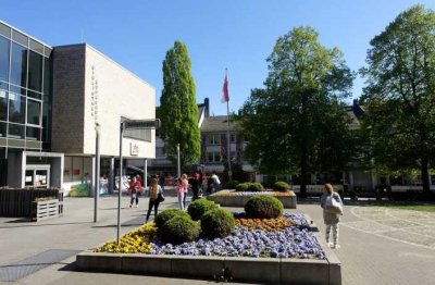Geräumige 3-Zimmer-Wohnung in Wuppertal Ronsdorf, zentral gelegen