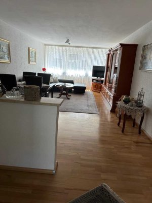 3-Zimmer-Wohnung mit Einbauküche in Düsseldorf