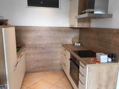 Geschmackvolle 2-Raum-Wohnung mit gehobener Innenausstattung mit Einbauküche in Leipzig