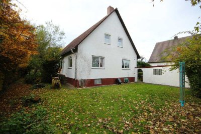 Viel Platz für Ihre Ideen: Einfamilienhaus mit Potenzial in Lauingen.