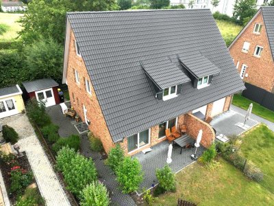 Bereits den Frühling an der Küste genießen: Neubau DHH, Bj 2021