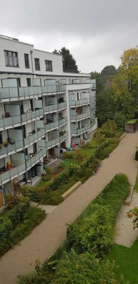 Schöne, ruhige  3 Zimmerwohnung, Blick ins Grüne