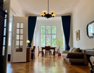 Provisionsfrei! Perfekt geschnittene 4-Zimmer-Altbauwohnung in Charlottenburg
