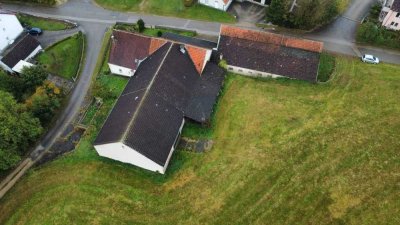 Ehemaliges landwirtschaftliches Anwesen in Döckingen - großes Grundstück - hohe Potentiale