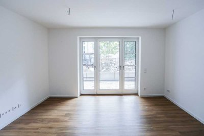 EG-Wohnung u.a. mit zwei Terrassen, zwei Bädern, Garten und EBK *Offene Besichtigung am So. 03.05.*