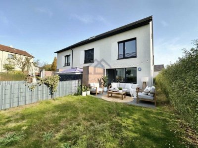 Mit 360°-Begehung: Modernes REH in ruhiger Wohnlage