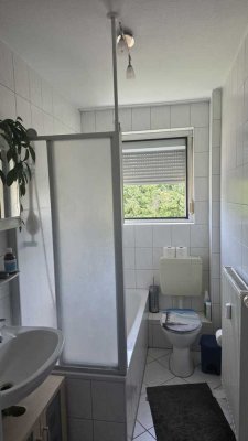 Gepflegte 2-Zimmer-Wohnung mit Balkon in Bergisch Gladbach