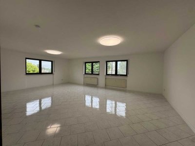 IK| Bruchmühlbach - Lichtdurchflutete 3-Zimmer-Wohnung mit Balkon