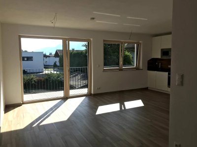 *PROVISONSFREI* Moderne, hochwertig ausgestattete 2-Zimmer Etagenwohnung mit Einbauküche