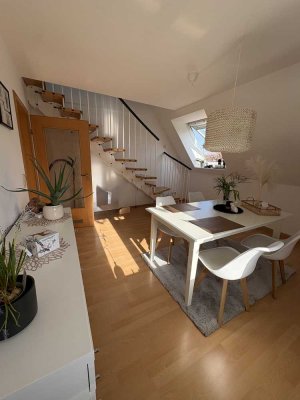 Wunderschöne 4-Zimmer-Maisonette Wohnung in Augsburg-Pfersee