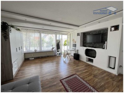 Gepflegte 3-Zimmer-Wohnung mit schönem Balkon und Garage in einem 4-Parteien-Haus in ruhiger Lage