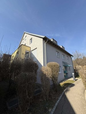 Preisreduzierung !!!!  "Paradiesle" Lichtdurchflutete Maisonette-Wohnung in Zentrumsnähe
