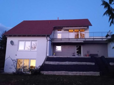 990 € - 90 m² - 3.0 Zi.
