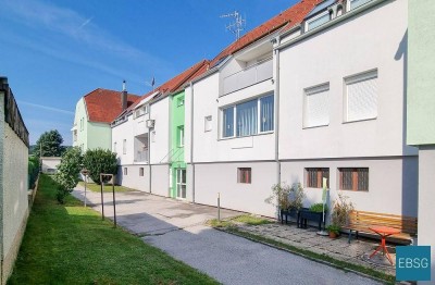 Familienwohnung mit Loggia im OG
