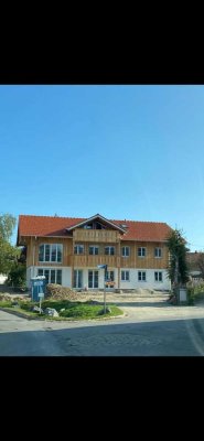 Sonnige Neubauwohnung mit Garten