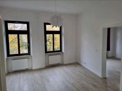 Fürth, Otto-Seeling-Promenade !  Charmante 2-Zi.-AB-Whg., 56 m², Einbauküche, 2.OG ohne Aufzug