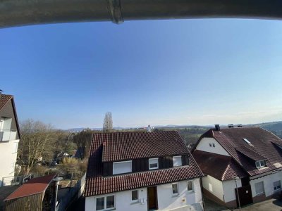 3 Zimmer mit Balkon/Terrasse und Garage