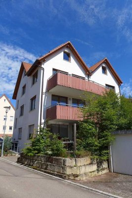 *** geräumige 5-Zimmer-Wohnung in Häslach ***