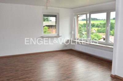 Schöne 3 ZKB Wohnung mit Balkon und Garage in Naumburg