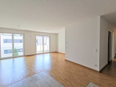 Moderne 4 Zimmerwohnung mit großem Balkon und Einbauküche