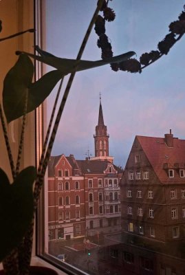 Altbauwohnung mit Dielenboden in Linden, auch WG geeignet und am Von-Alten-Garten