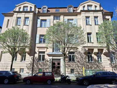 Charmante Altbauwohnung mit Südbalkon Solide Kapitalanlage in Leipzig-Südvorstadt – provisionsfrei