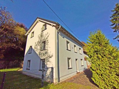 EFH - Raum für Leben & Arbeit: 300 m² Freiraum mit privatem 60 m² Dachstudio für Freiberufler